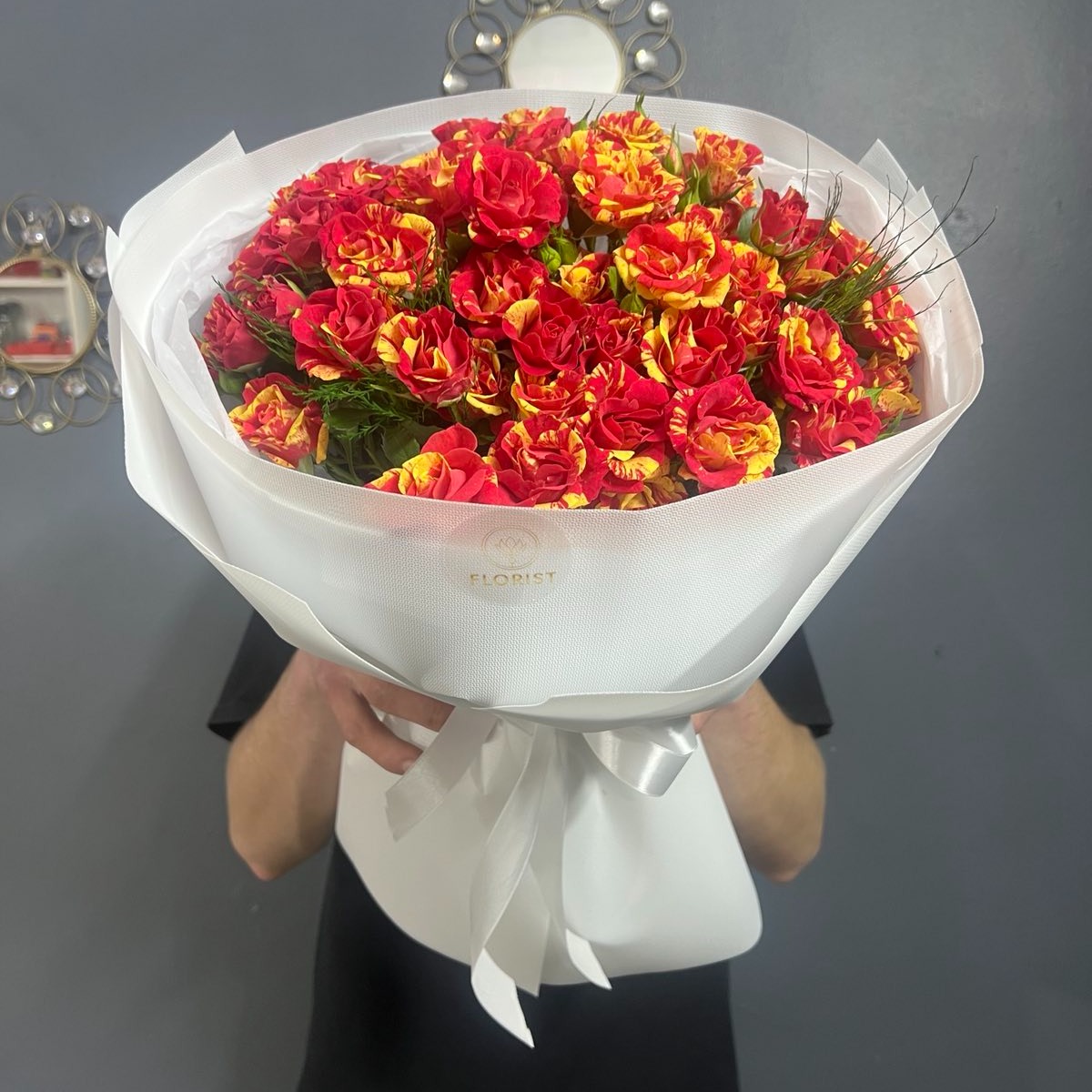 Буке из 11 кустовых роз